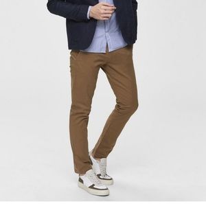 Selected Contemporary Chino 34x32